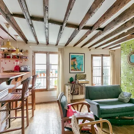 Studio For 2 Persons *3rd District Paris* *