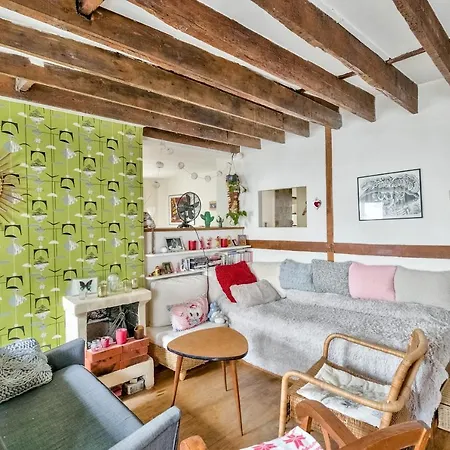 Apartment Studio For 2 Persons *3rd District Paris* Paris