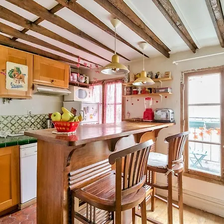 Studio For 2 Persons *3rd District Paris* Apartment *