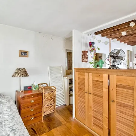 Studio For 2 Persons *3rd District Paris* Paris