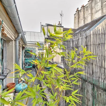 Apartment Studio For 2 Persons *3rd District Paris*