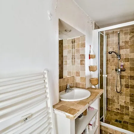 Apartment Studio For 2 Persons *3rd District Paris* *